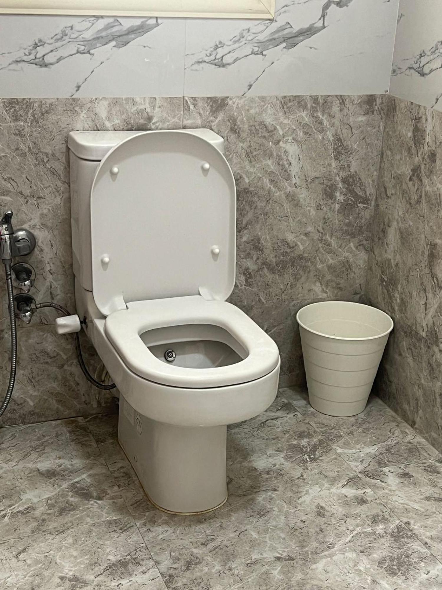 Apartment P90 Mall Spacious In New *