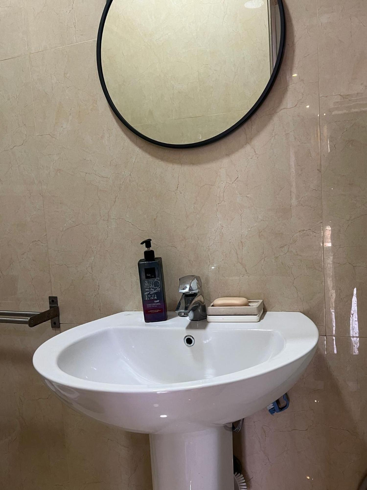 P90 Mall Spacious In New Apartment
